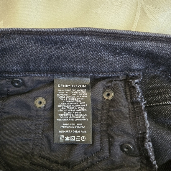 Denim Forum Lola High Rise Skinny Crop Jeans - Picture 4 of 8